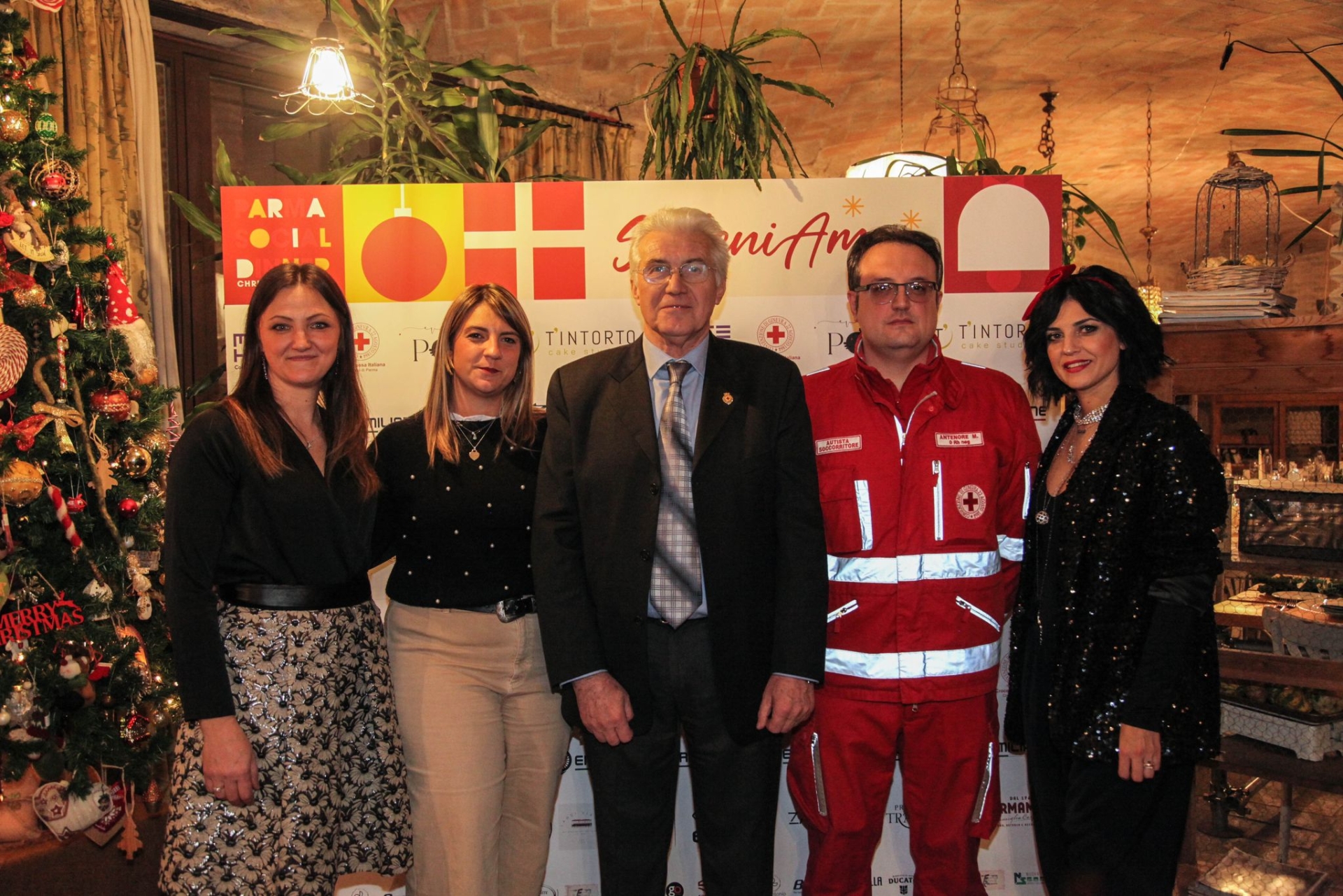 13.000 euro raccolti per SosteniAmo dalla Social Dinner Christmas Edition
